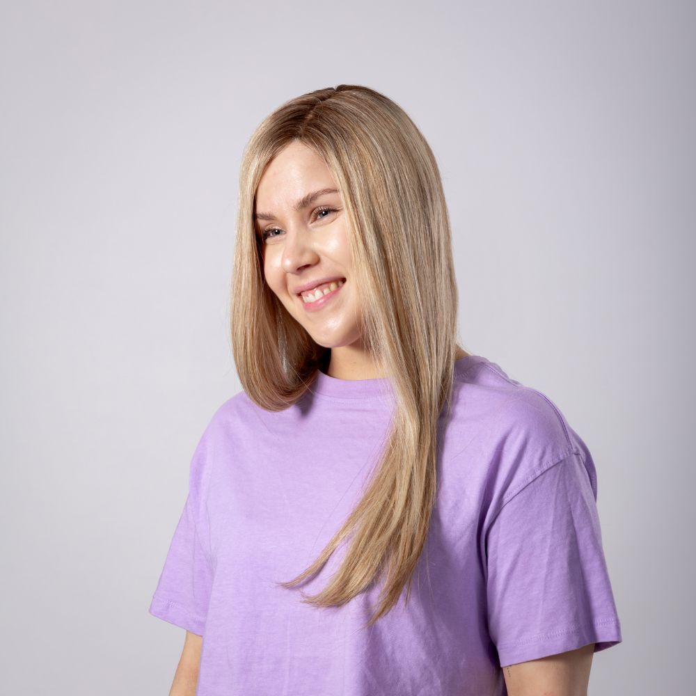 Elsa aitohiusperuukki 40 cm